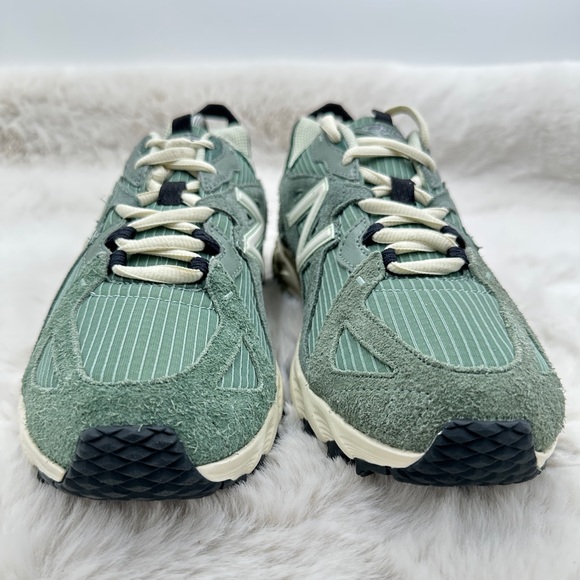 New Balance Lunar New Year 610T. Color:  Green‎ with natural mint Men’s 8.5 - Picture 5 of 13